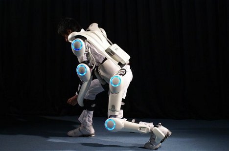 hal-robotic-exoskeleton